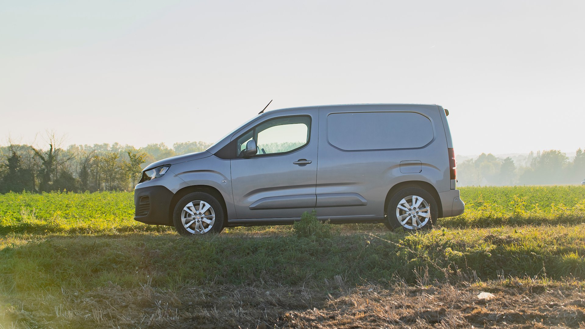 5 best vans for painters & decorators AutoTrader